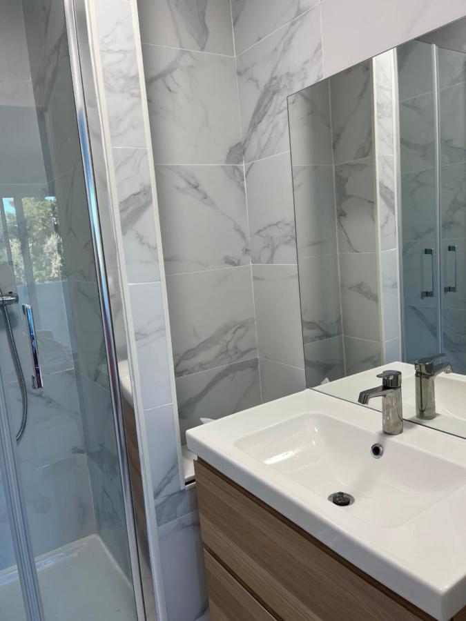 Superbe Appartement Avec Balcon Et Parking Aix-en-Provence Exterior foto